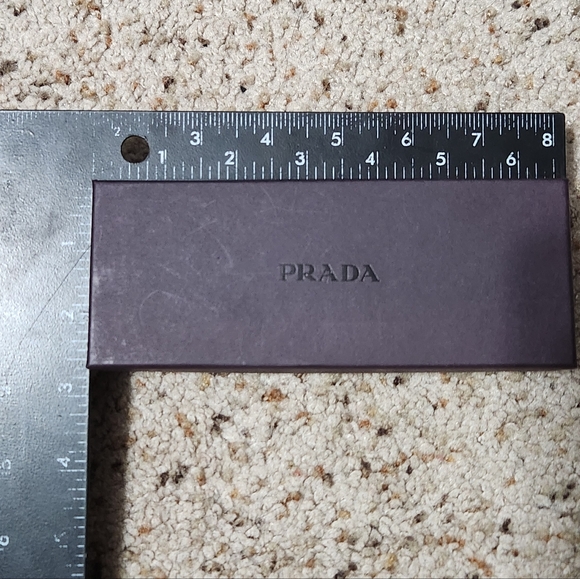 Prada Box + Authenticity Card Set - Picture 11 of 12